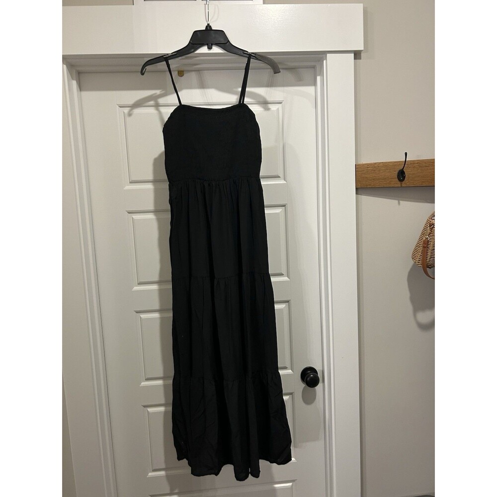 Pretty Garden Black Smocked Maxi Tiered Tank Dress Size Medium Beach Boho Preppy
